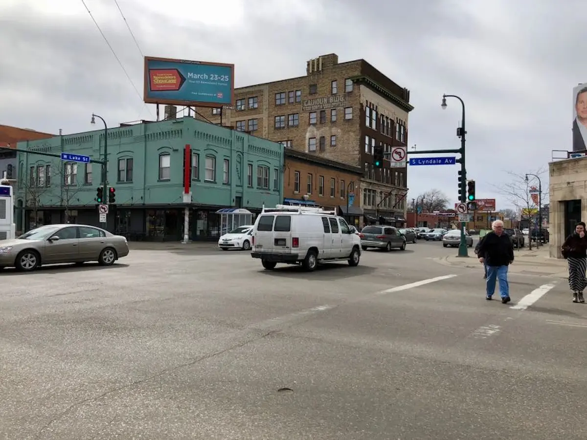 Photo by Janelle Nivens of the intersection of Lyndale Avenue and Lake Street.