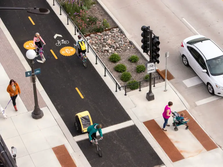 Universal Design for Complete Streets