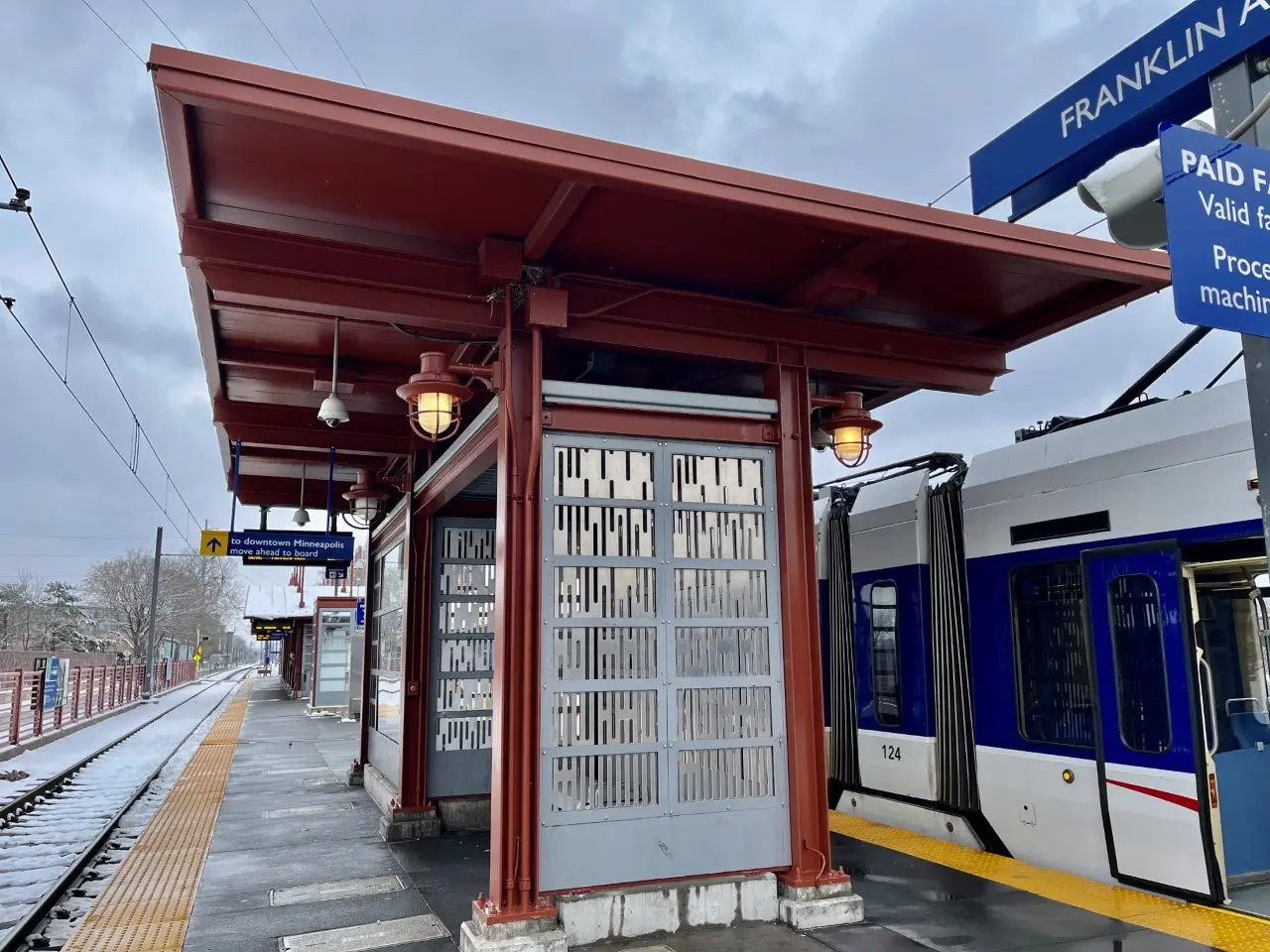 The METRO Blue Line Franklin Avenue Station platform.